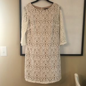 Like New RN Studio Lace Dress Size 6 Cream Tan